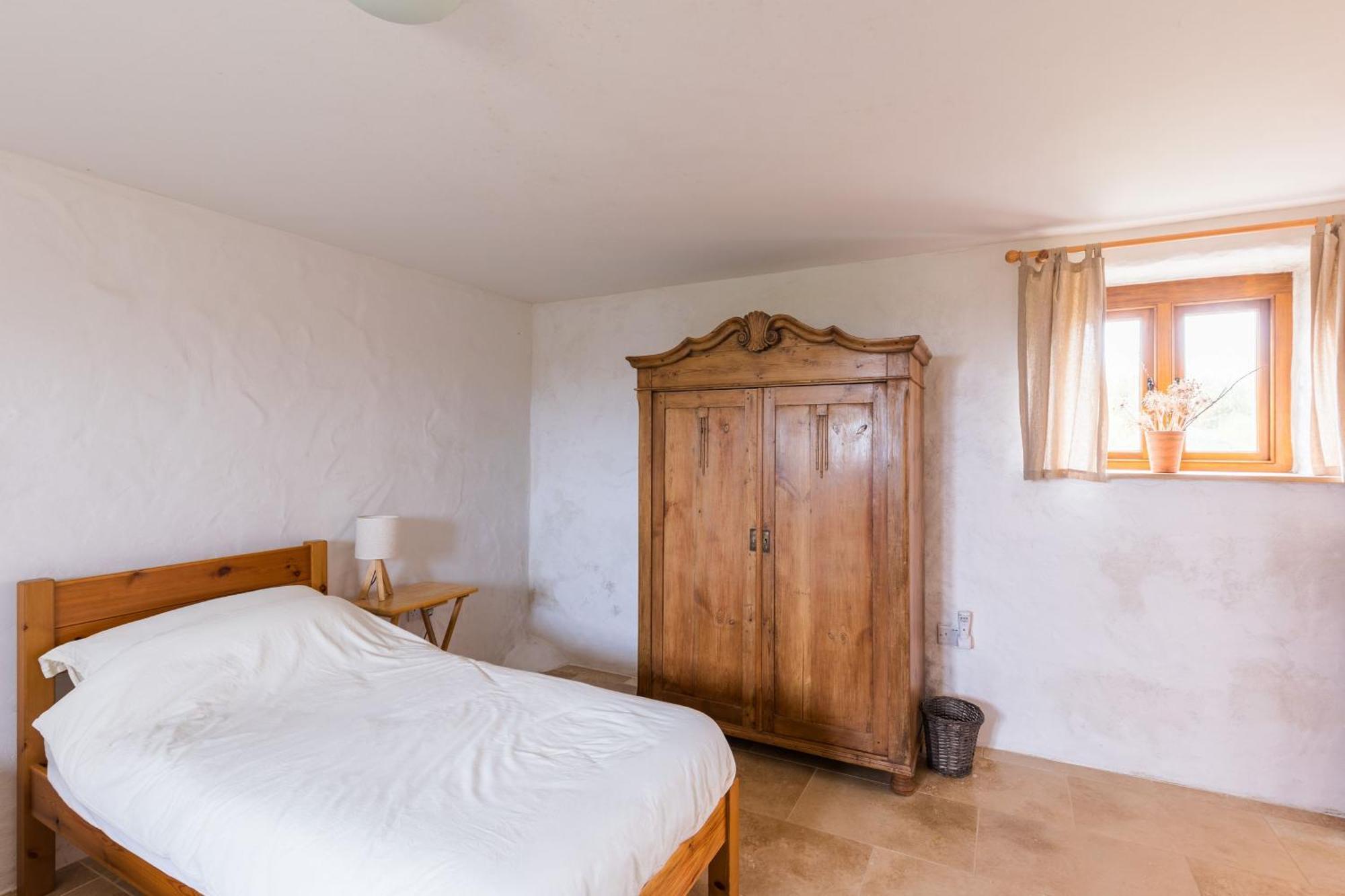 Goodwick The Workshop- Eco Cottage By The Coastal Path מראה חיצוני תמונה